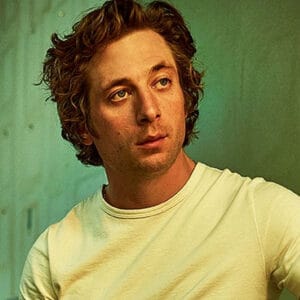 Jeremy Allen White Bruce